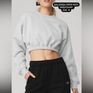 Alo Yoga Sweatshirt